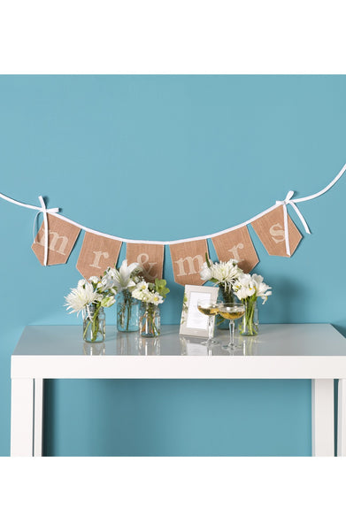 'Mr. & Mrs.' Burlap Banner